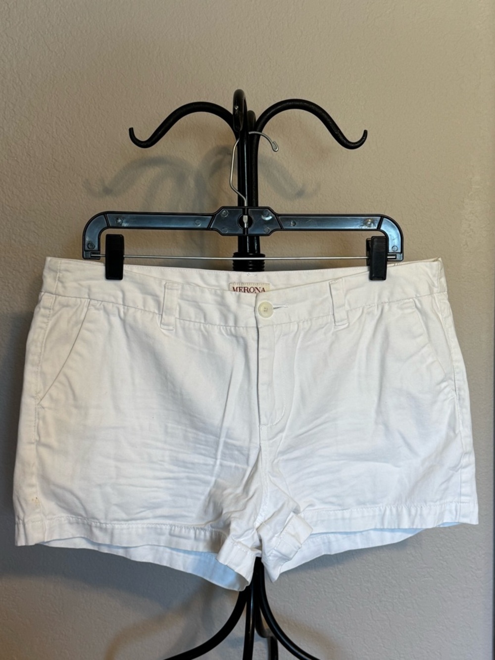 Merona White Women's Cotton Casual Shorts - 12